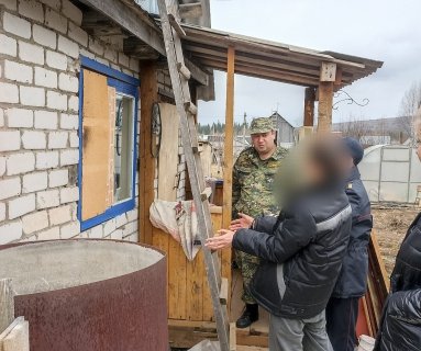 В городе Горнозаводск местный житель на длительное время лишен свободы за причинение смертельных травм мужчине и хищение имущества